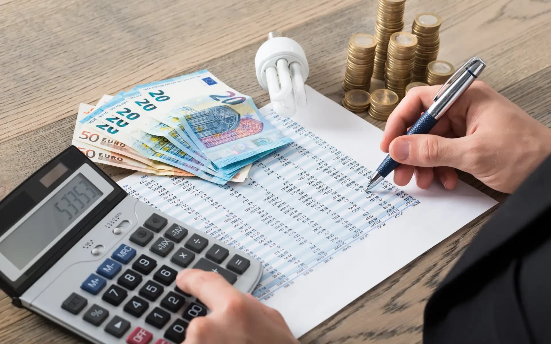 Koszty stron internetowych - kompletny przewodnik dla przedsiębiorców